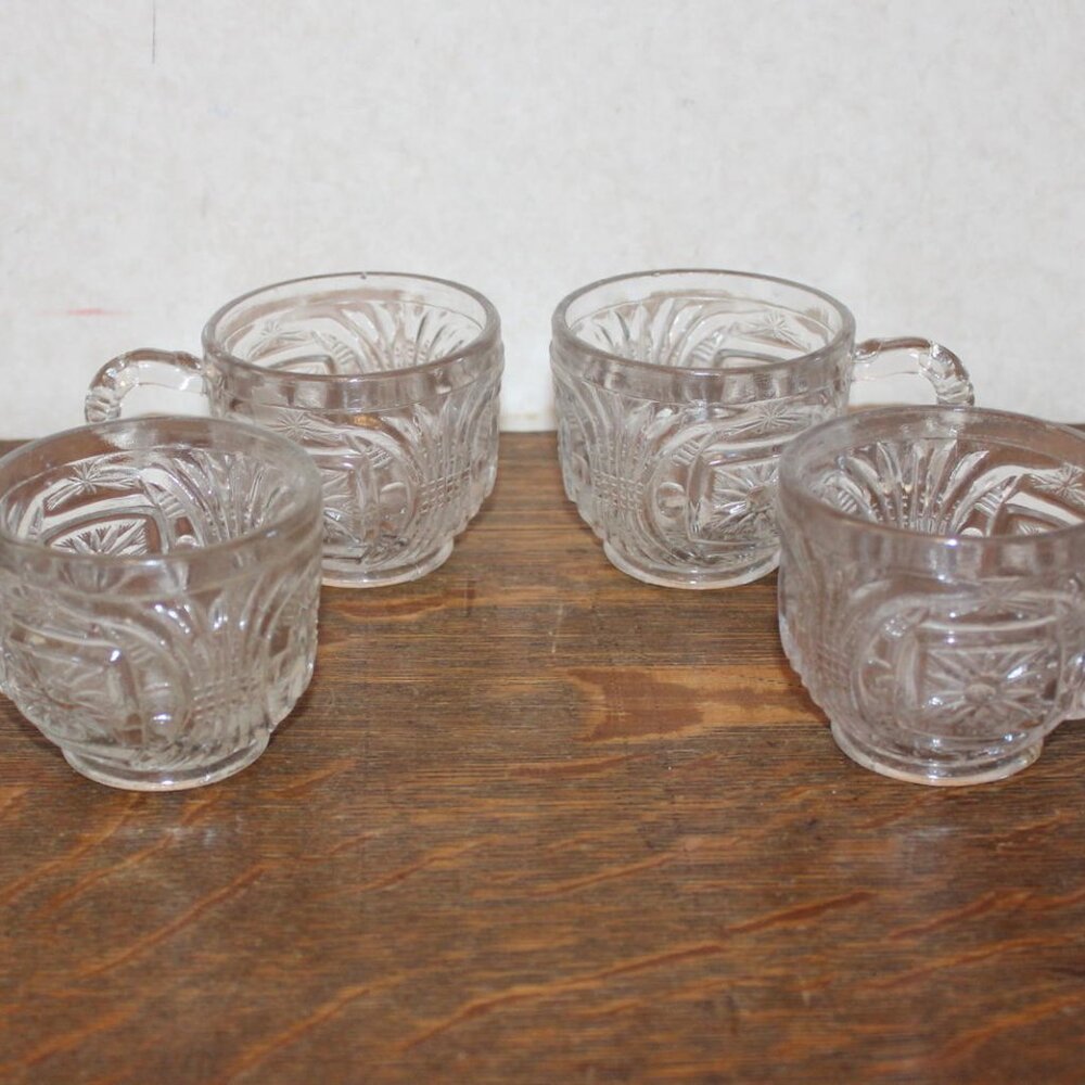 Vintage Jenkins Sunburst Glass Cups - Set of 4